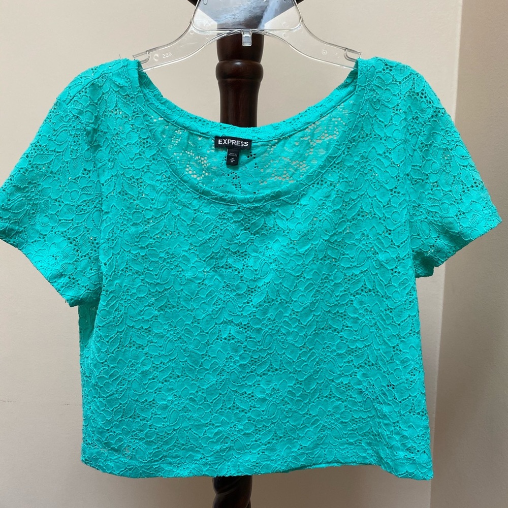 Express crop top!